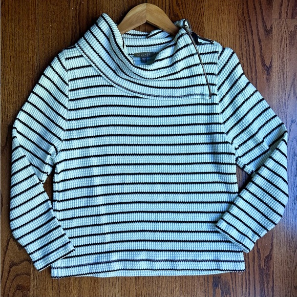 Shoulder Zipper Cream Black Stripe Casual Pullover - Picture 2 of 7
